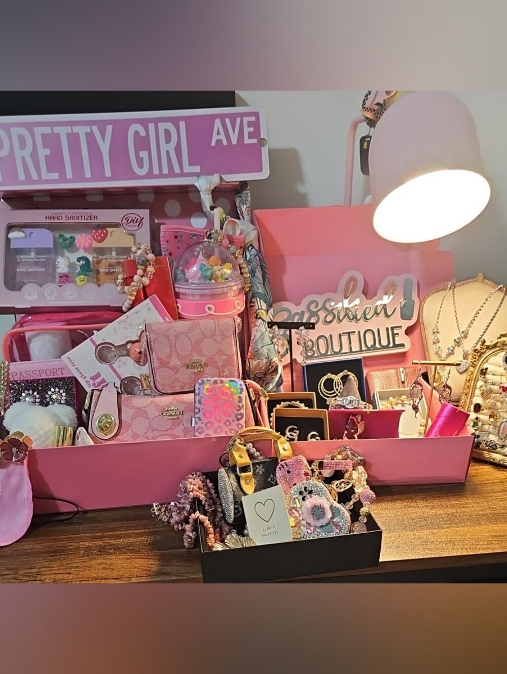 Sassified Boutique NWT  Lucky Scoop Blind Gift Bundle/resale Bundle.